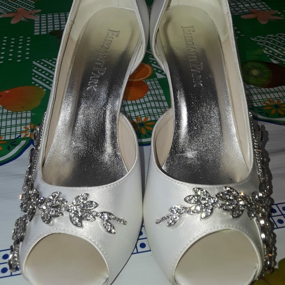 Wedding/Formal Heels - image 2